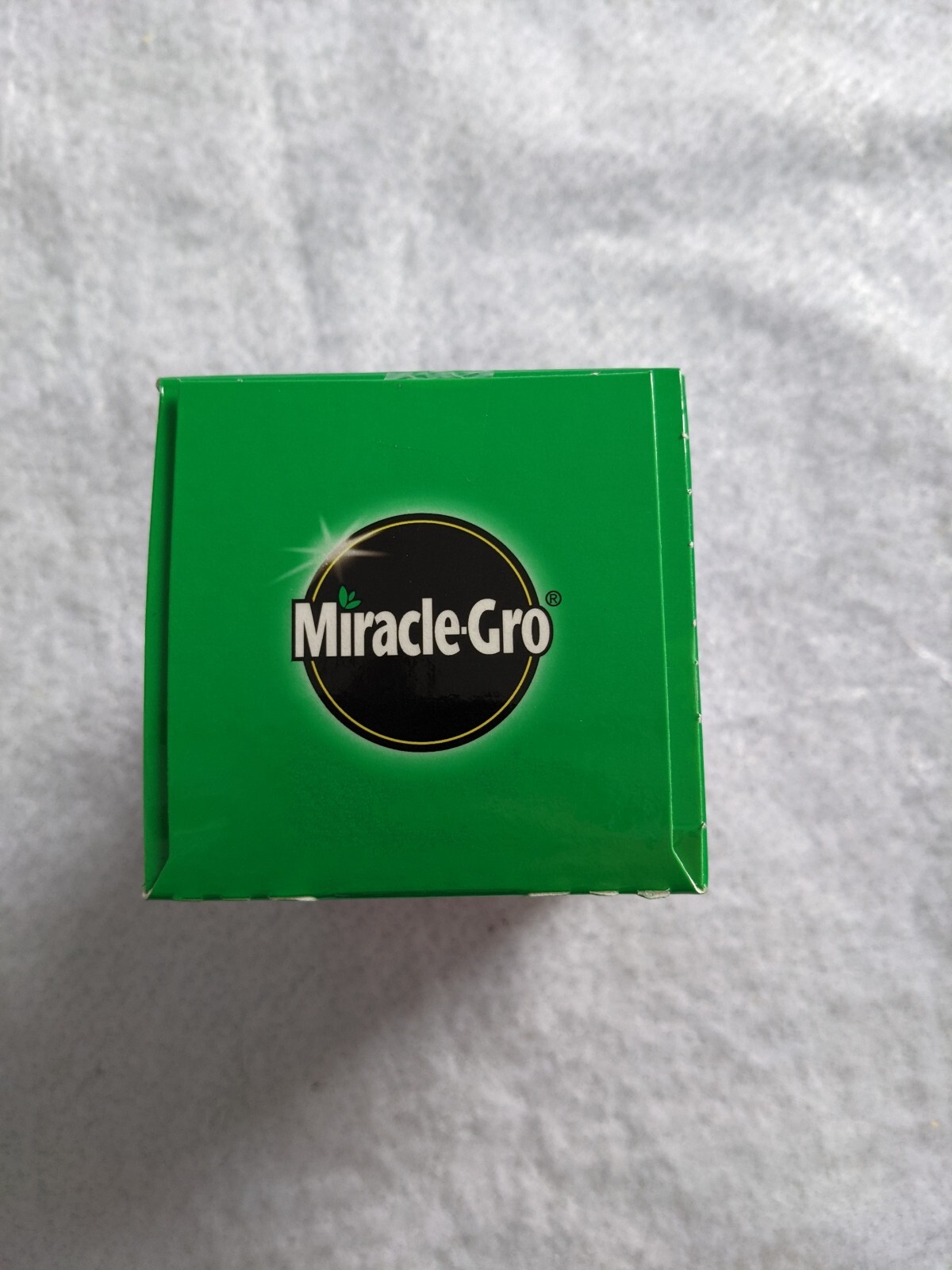 Miracle-Gro Water Soluble Fertilizer Booster Bloom Plant Food Grow Flowers 1.5lb