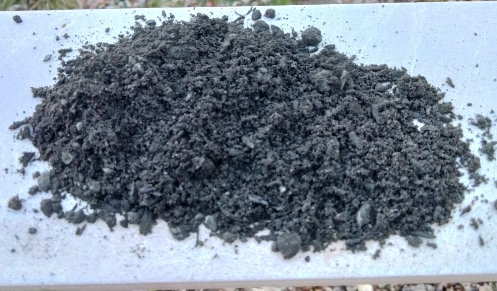 BIO-CHAR POWDER FLAKES, BIO-CHAR ,5 lb. bag soil Amendment High Carbon