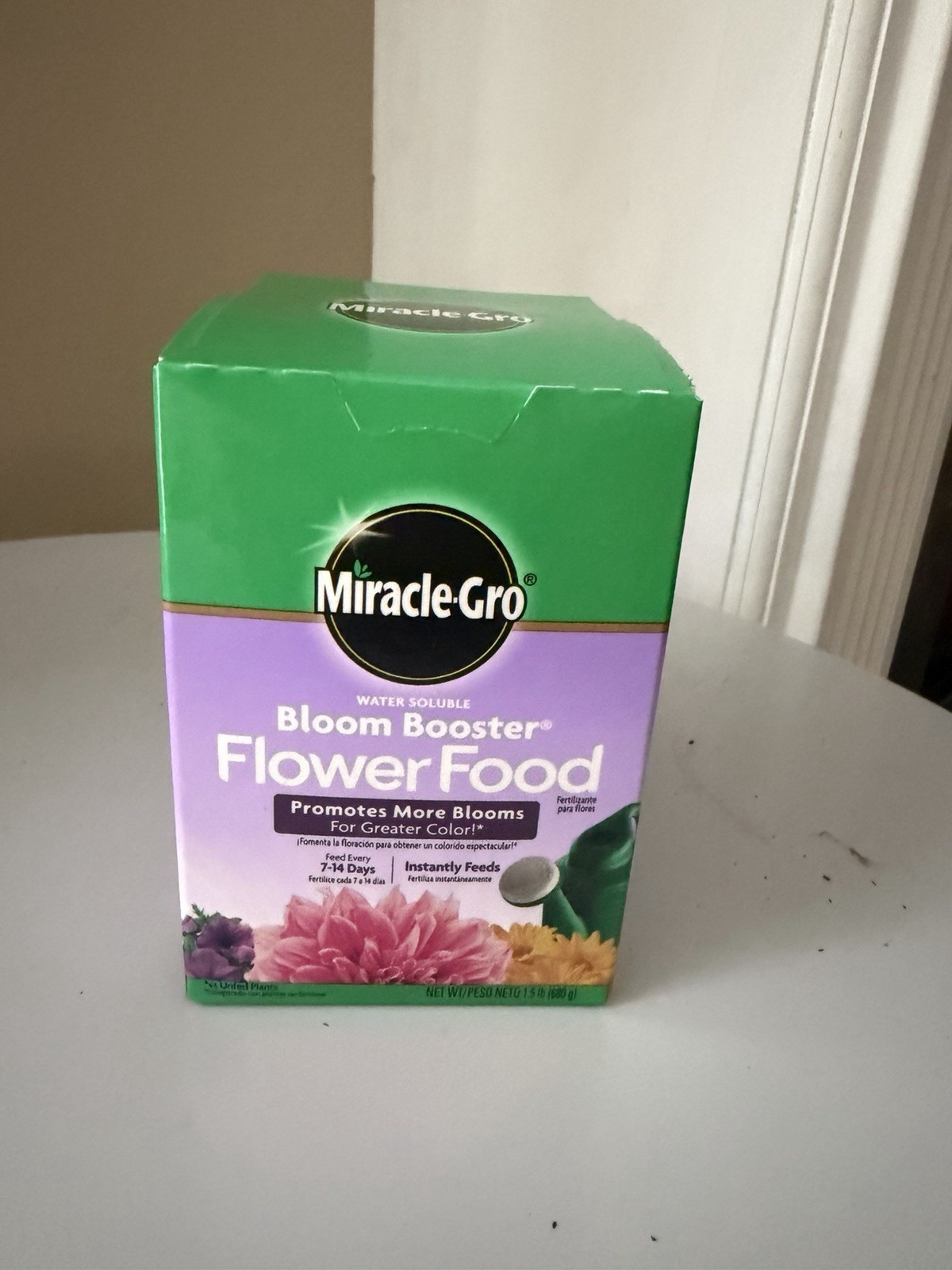 Miracle-Gro Water Soluble Bloom Booster Flower Fertilizer 1.5 lb