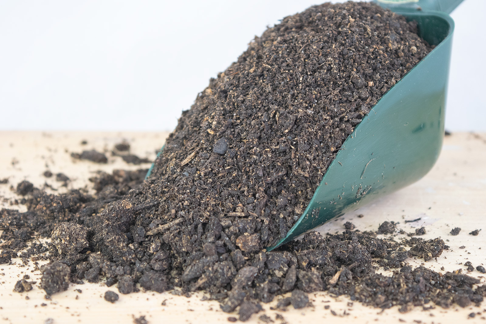 1 Quart Aged Fine Composted Fir Bark for Bonsai Tree Soil Mix – Organic Additive