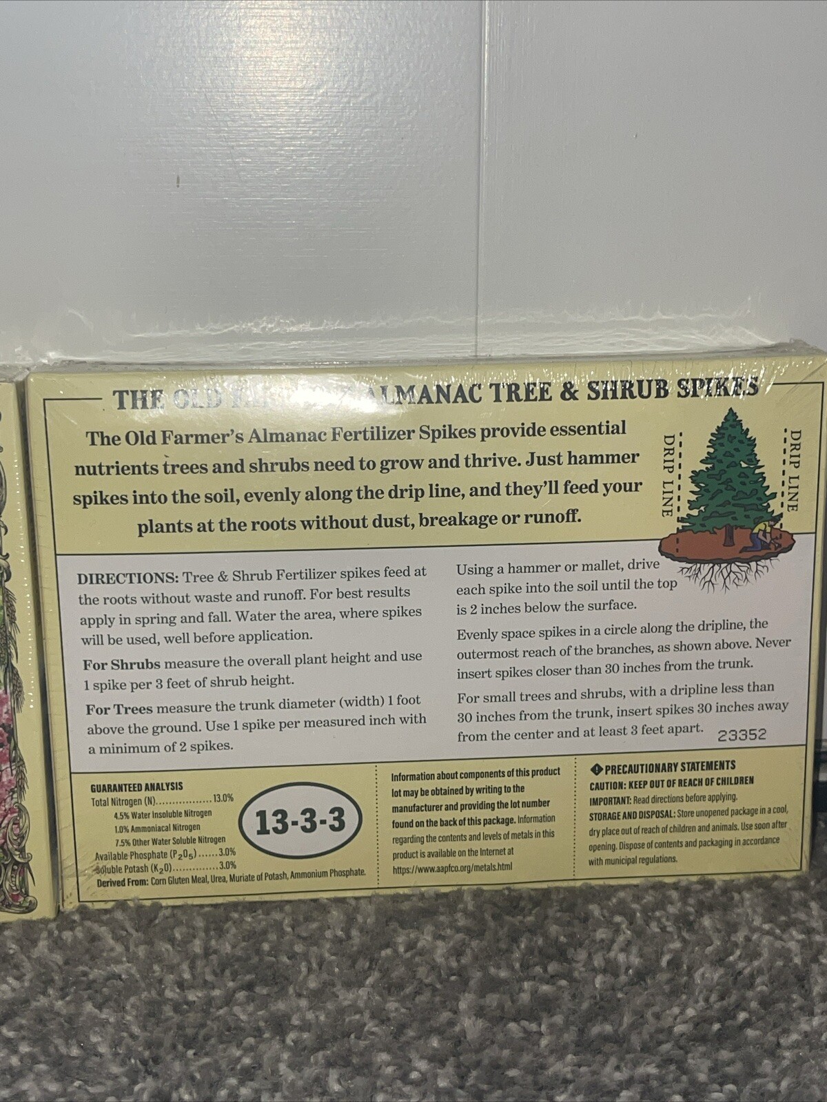 The Old Farmer’s Almanac Tree And Shrub Fertilizer Spikes New Feeds At The Roots