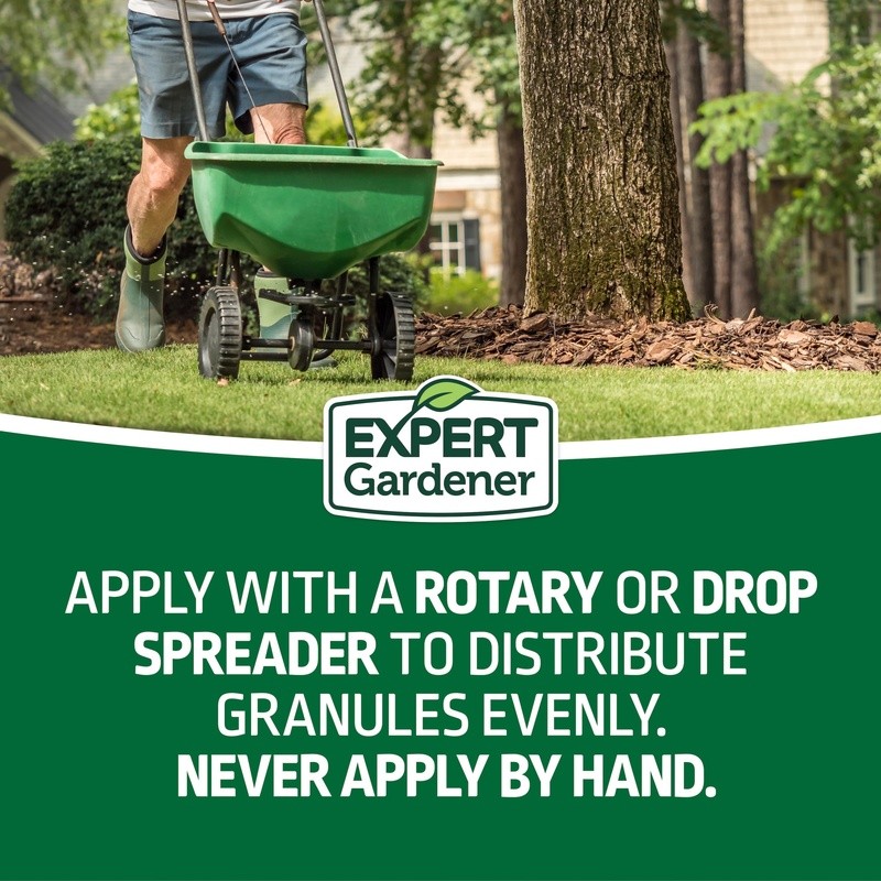 Lawn Fertilizer Plus 2% Iron Slow Release Granules 33.6 lb Feeds Grass 3 Months