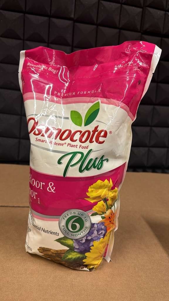 Osmocote Smart-Release Plant Food Plus Outdoor & Indoor Granular Fertilizer, 8lb