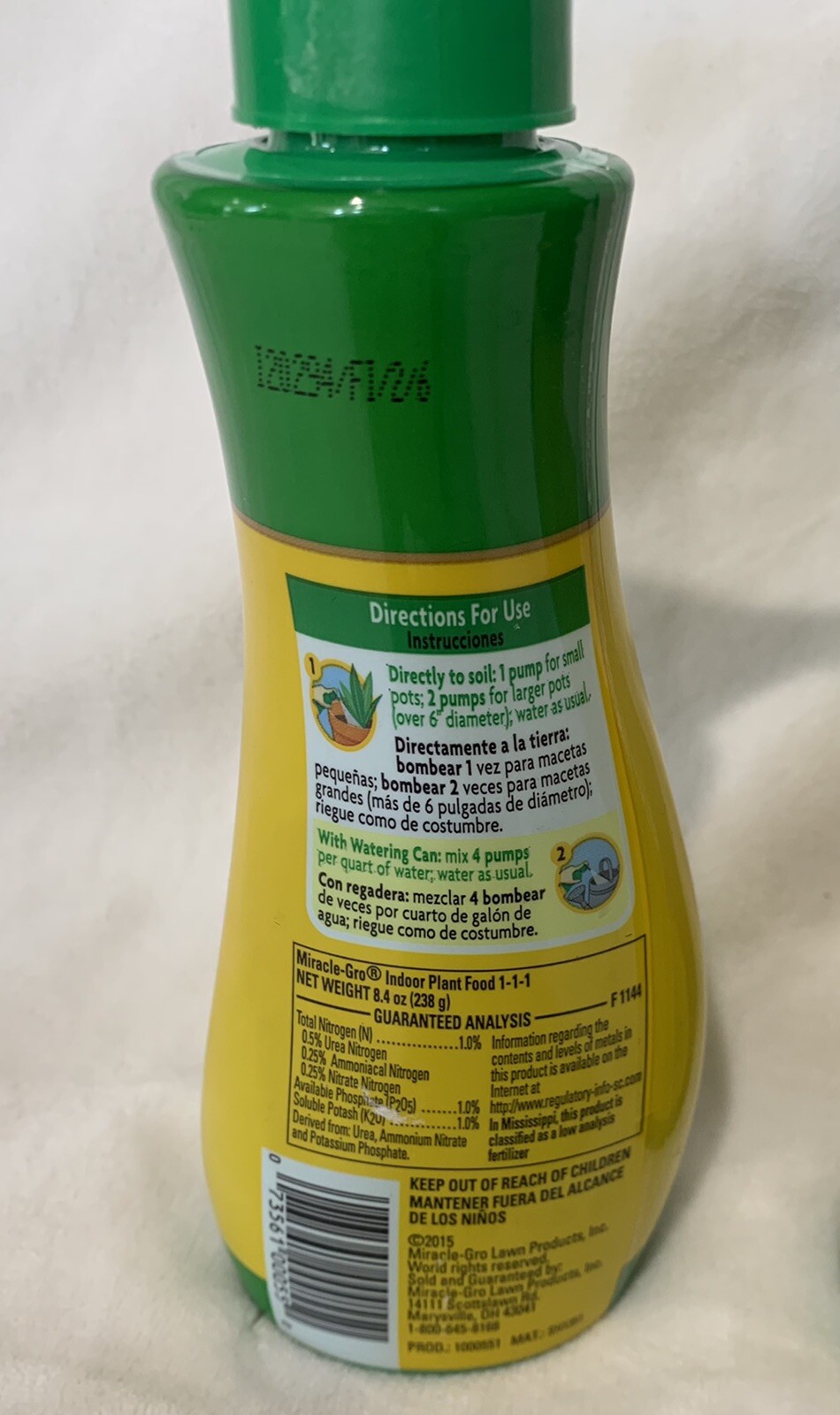 Miracle-Gro Indoor Plant Food 8 Ounce Plant Fertilizer 2 Pack
