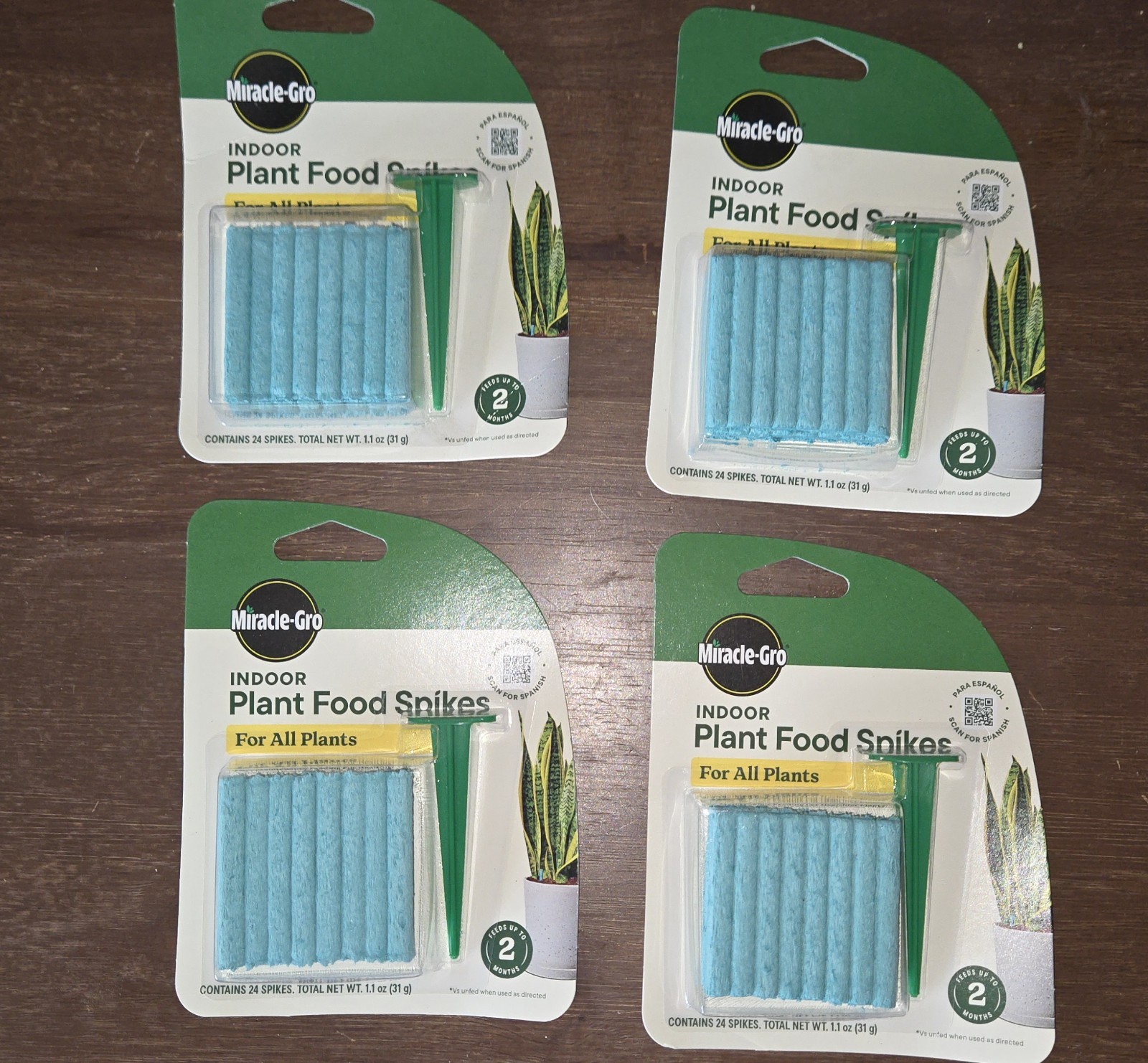Miracle-Gro Indoor Plant Food Spikes for All Plants, Fertilizer for House Qty 4