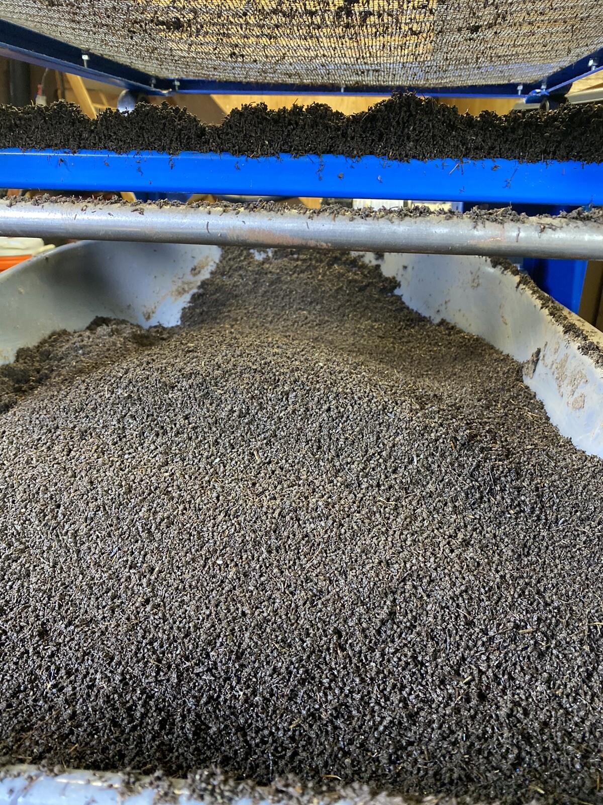 Organic Bio-Fertilizer/ Compost Tea