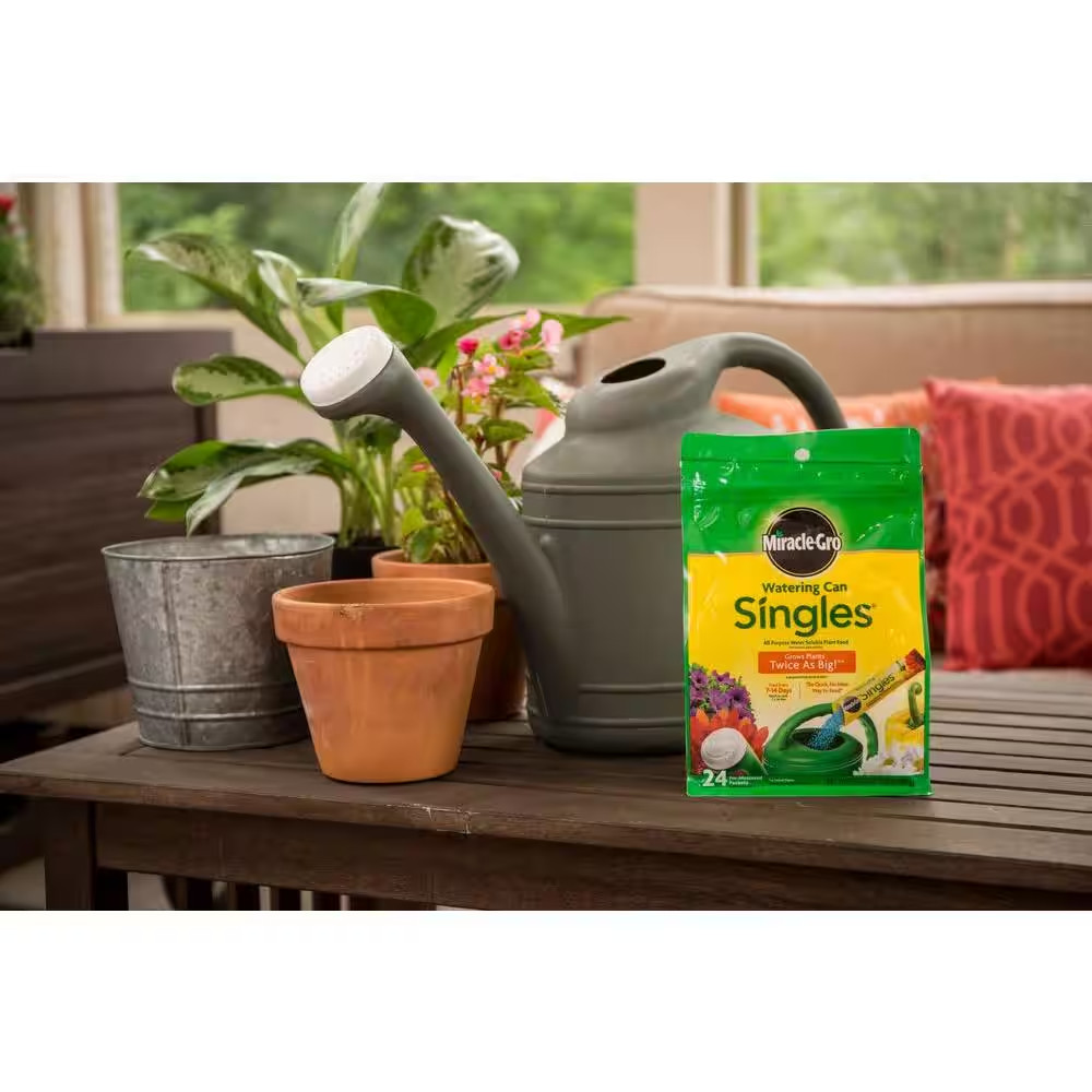 Watering Can Singles All Purpose Water Soluble Plant Food, 0.64 Lbs.,For Flowers