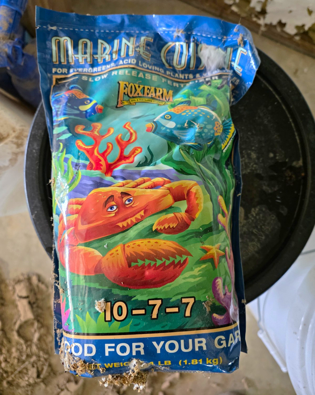 FoxFarm Marine Cuisine 10-7-7 Slow-Release Granules Fertilizer 4 lb Bag