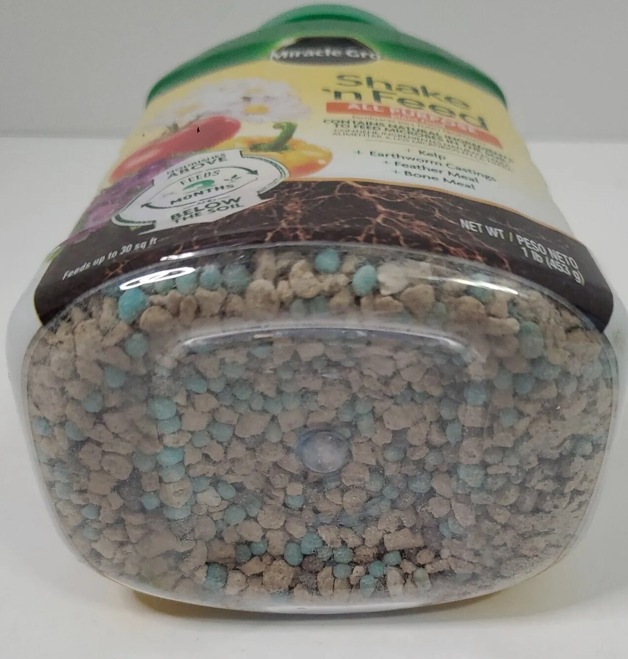 Miracle Grow Shake ‘N Feed All Purpose Continuous Release Plant Food, 1 lb. NEW