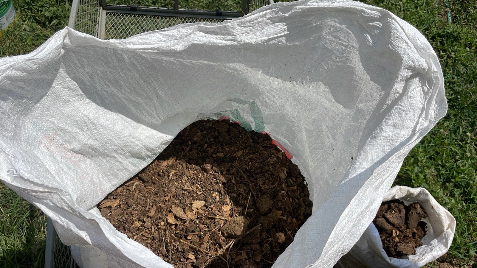 Organic Chicken Poop Manure fertilizer 5lb (Nitrógen, Potassium, Phosphorus)
