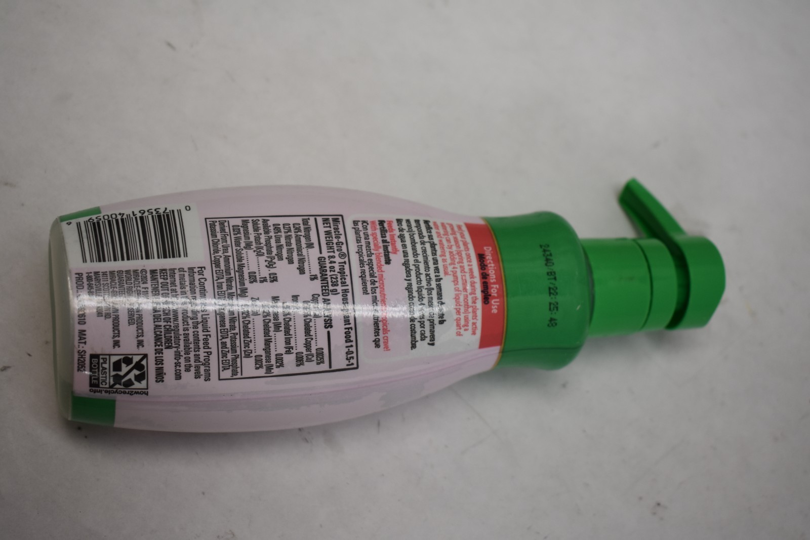 Miracle-Gro Tropical Houseplant Food Liquid Fertilizer Promotes Lush Foliage 8oz
