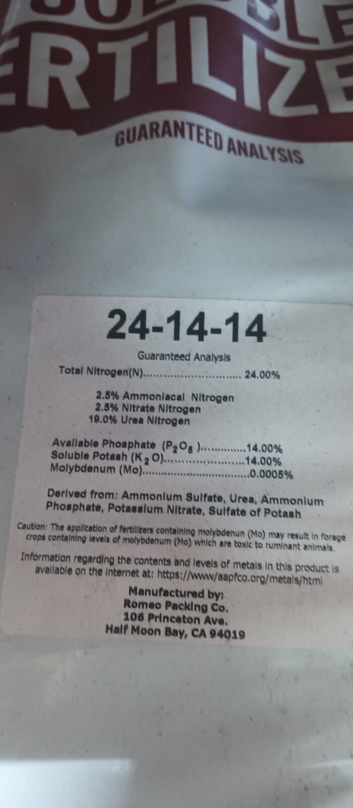 (2.2 LB REPACK) Romeo Soluble Fertilizer 24-14-14 Vegetative Formula 420 Grow