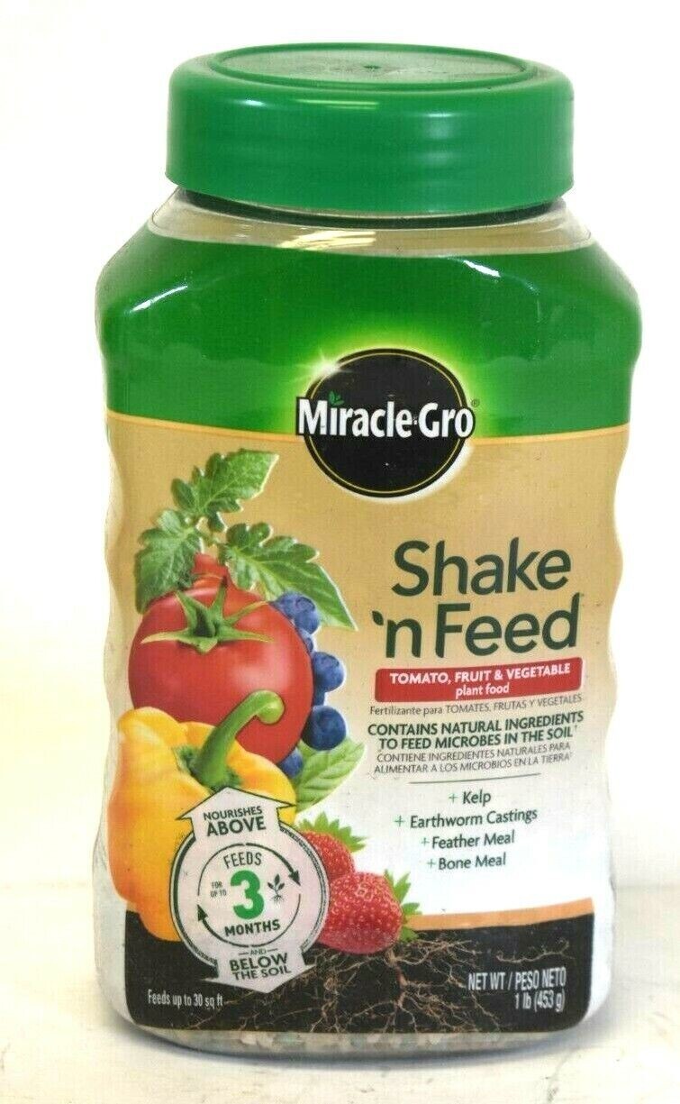 6 Miracle-Gro Shake ‘N Feed Tomato, Fruits and Vegetables Fertilizer/Plant Food