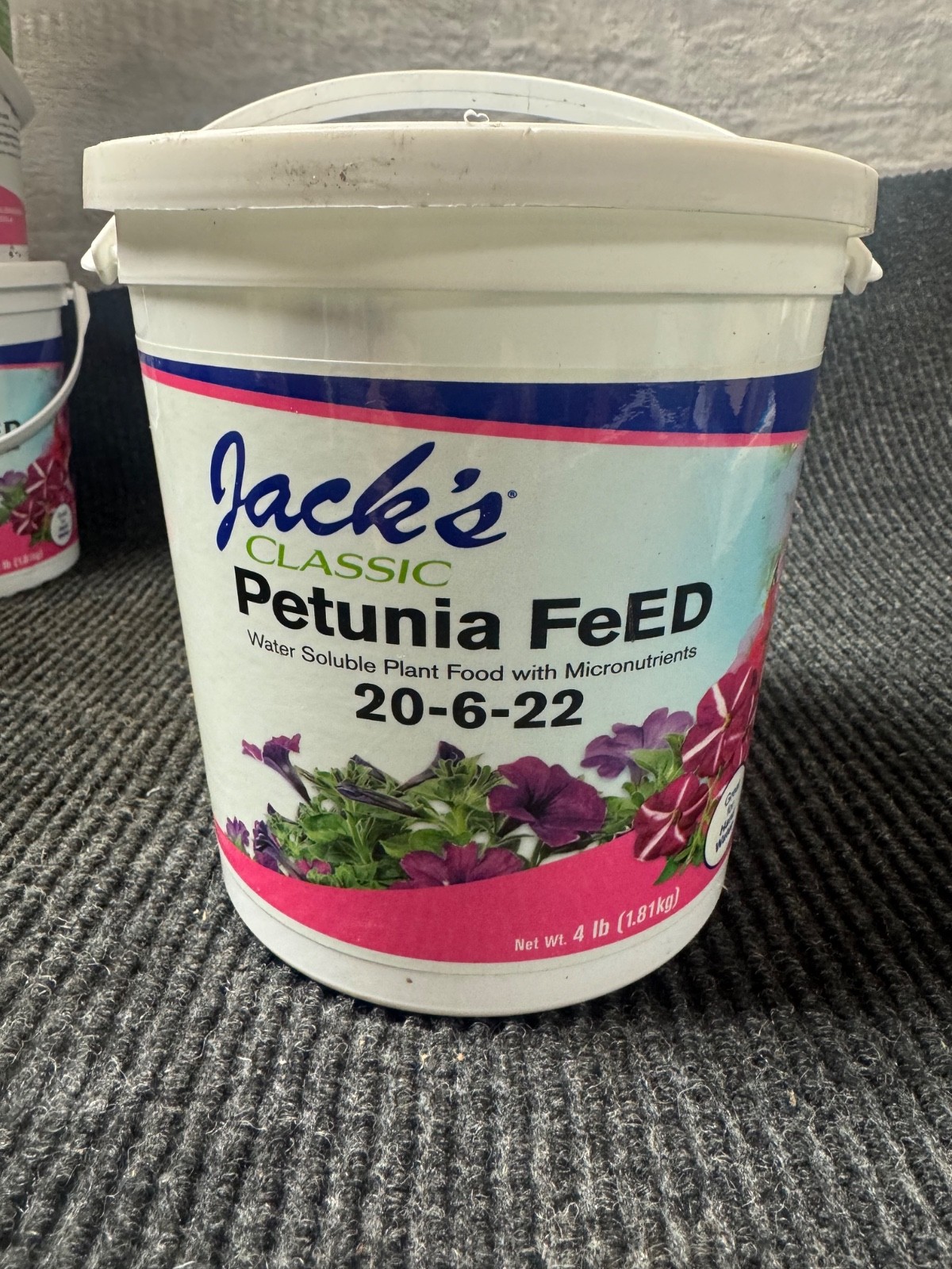 Qty 2 New Jack’s Classic Petunia Feed. 20-6-22 4 lb.