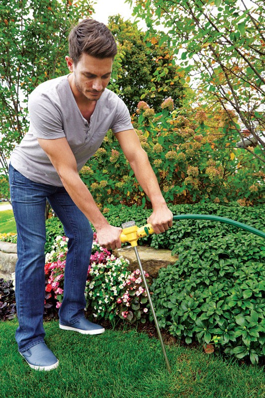 Ross 12044 Yellow Metal and Plastic Heavy Duty Easy Gardener Root Feeder