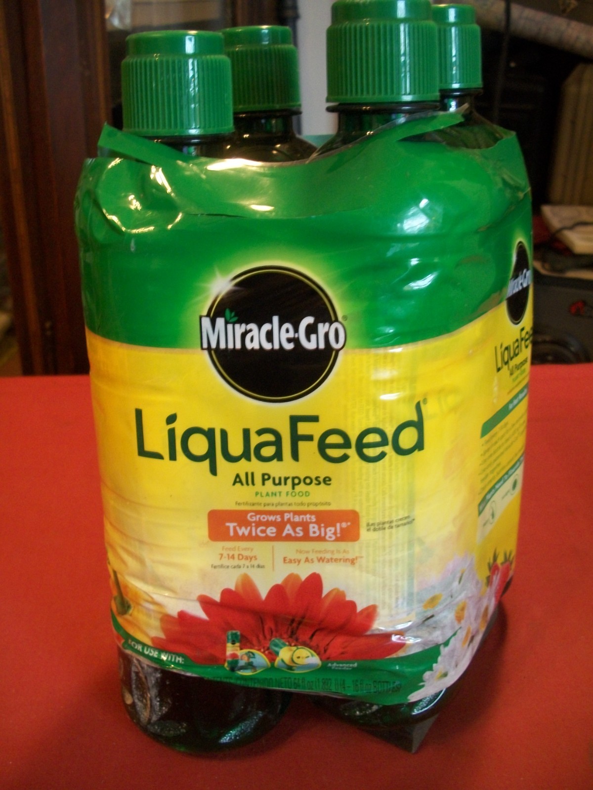 Miracle Grow Liqua Feed Plant Food 64 oz. 4 Pack, NOS