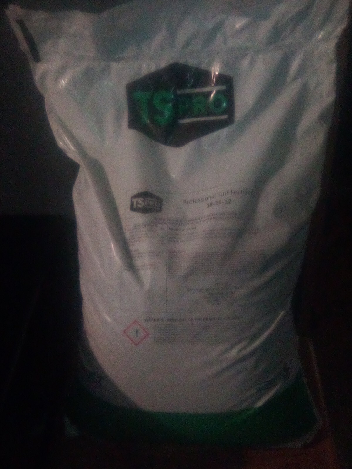 8/ 50lb bags of professional turf fertilizer18-24 -12 mix TS PRO 40.00 a bag