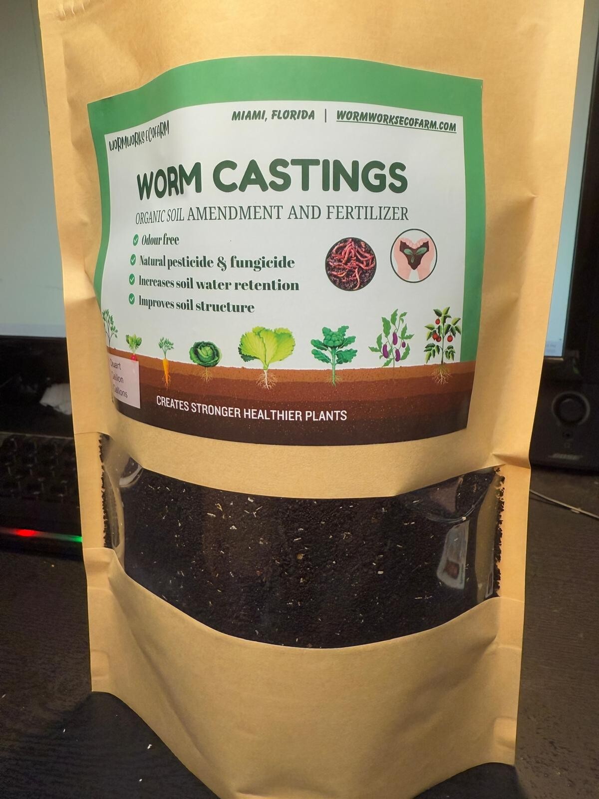 WORM CASTINGS ORGANIC SOIL AMENDMENT AND FERTILIZER (Odour free, natural, fresh)