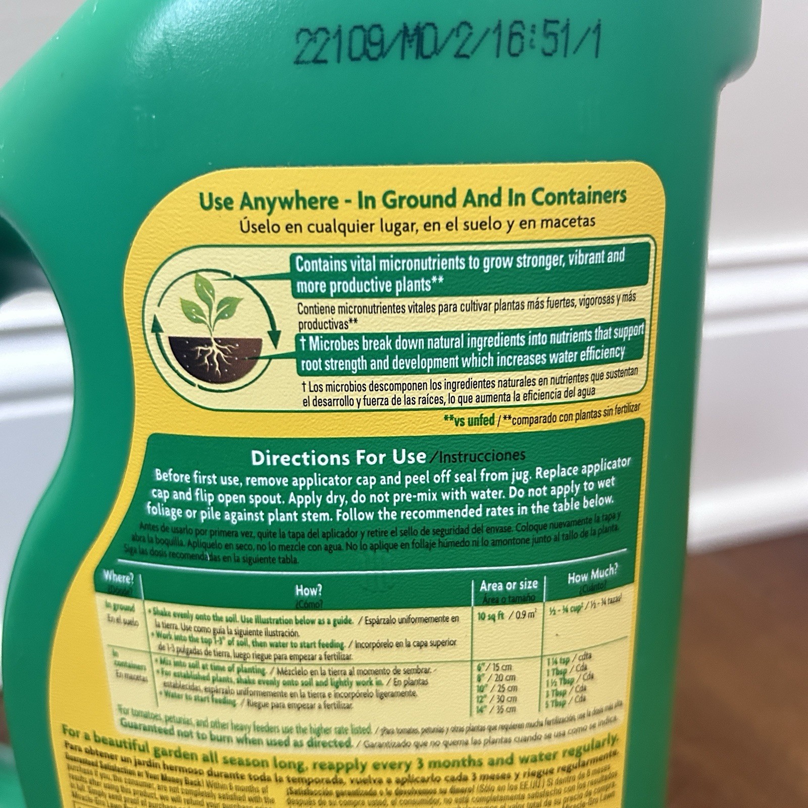 Miracle Gro 4.5lb 12-4-8 Shake & Feed All Purpose Plant Food LB8289 Genuine