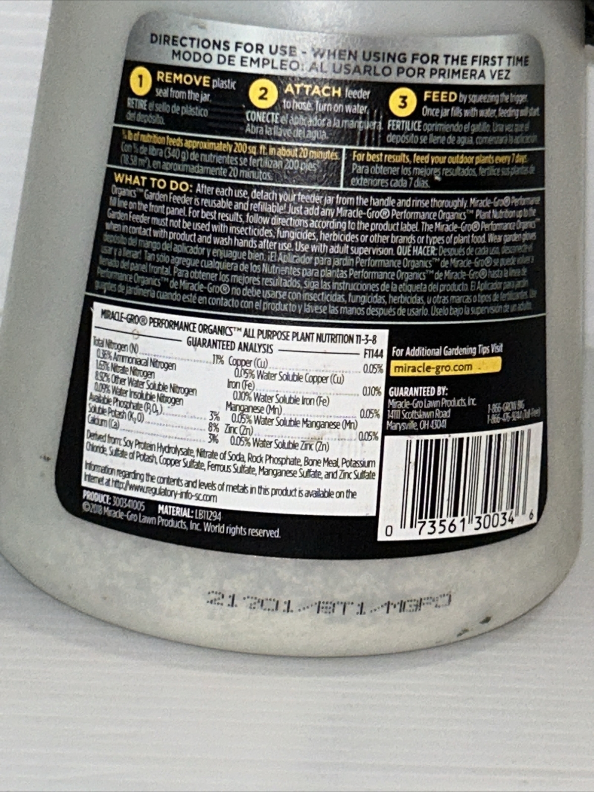 Miracle-Gro Performance Organics Garden Feeder, 12 oz. Includes First Feed