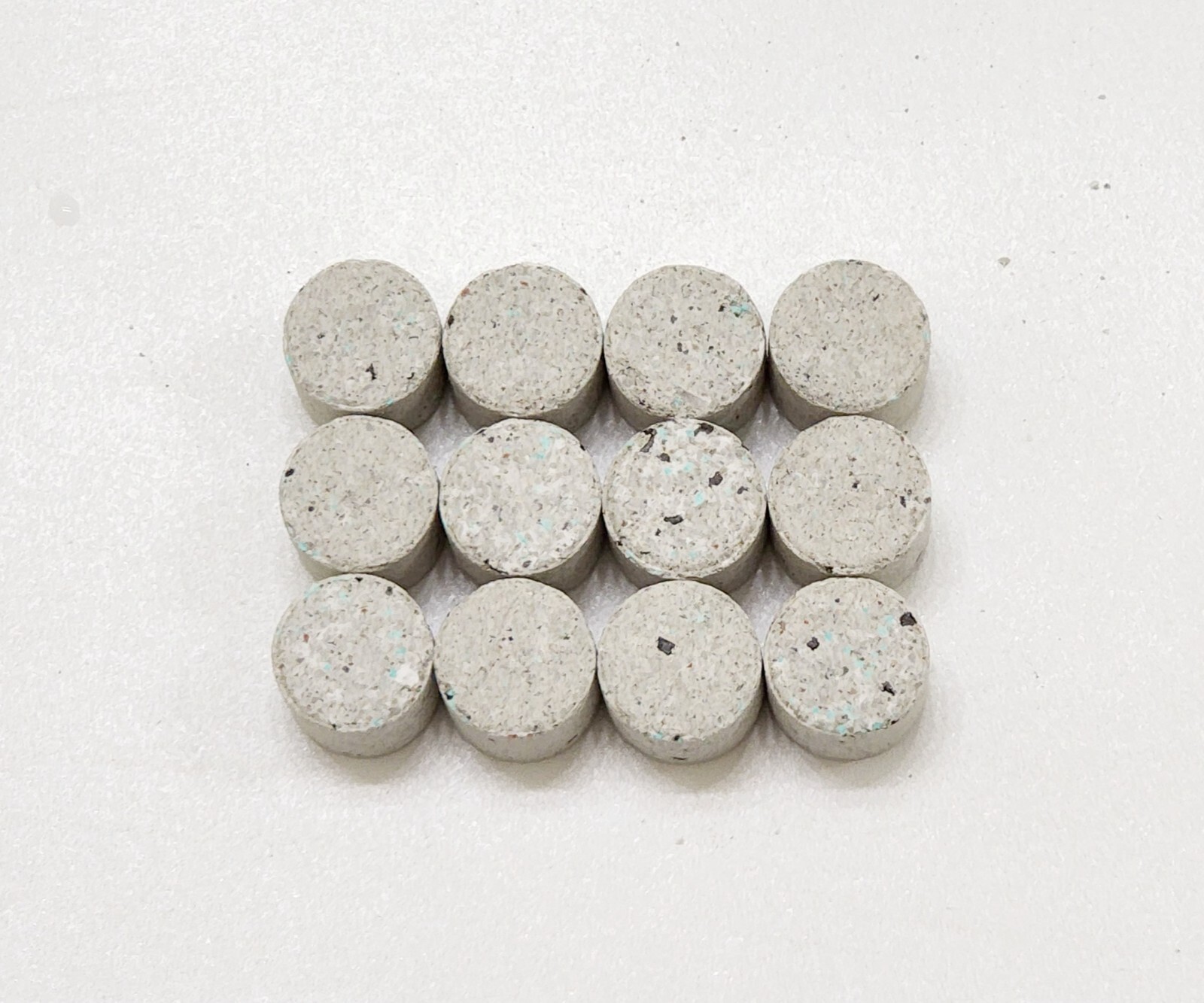 Pondtabbs Plus with Humates Aquatic Plant Food Fertilizer Tablets 10-14-8