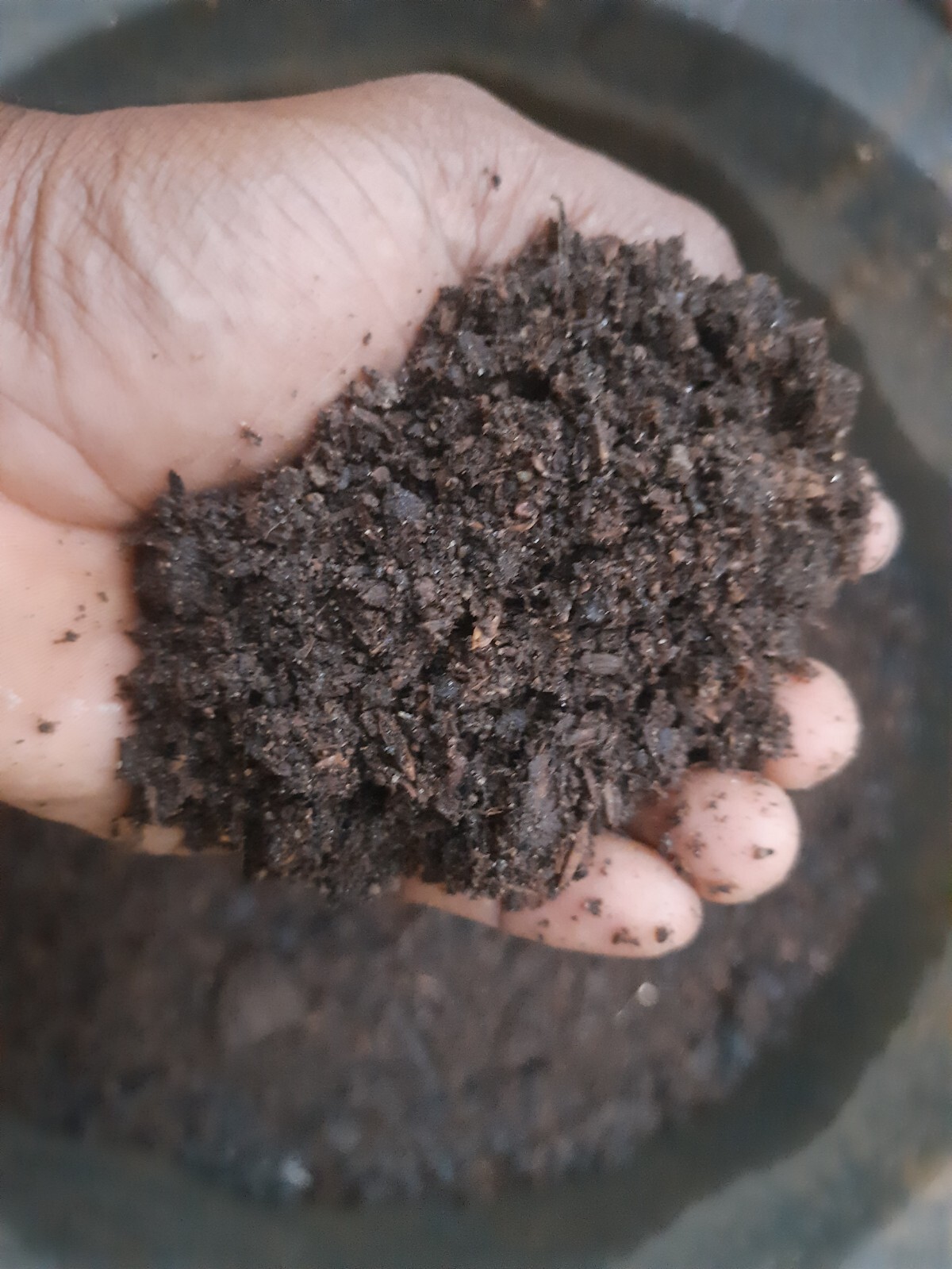 Compost Organic Dried mixing fertilizer Cow, Goat Dung and Chicken Manure 175g