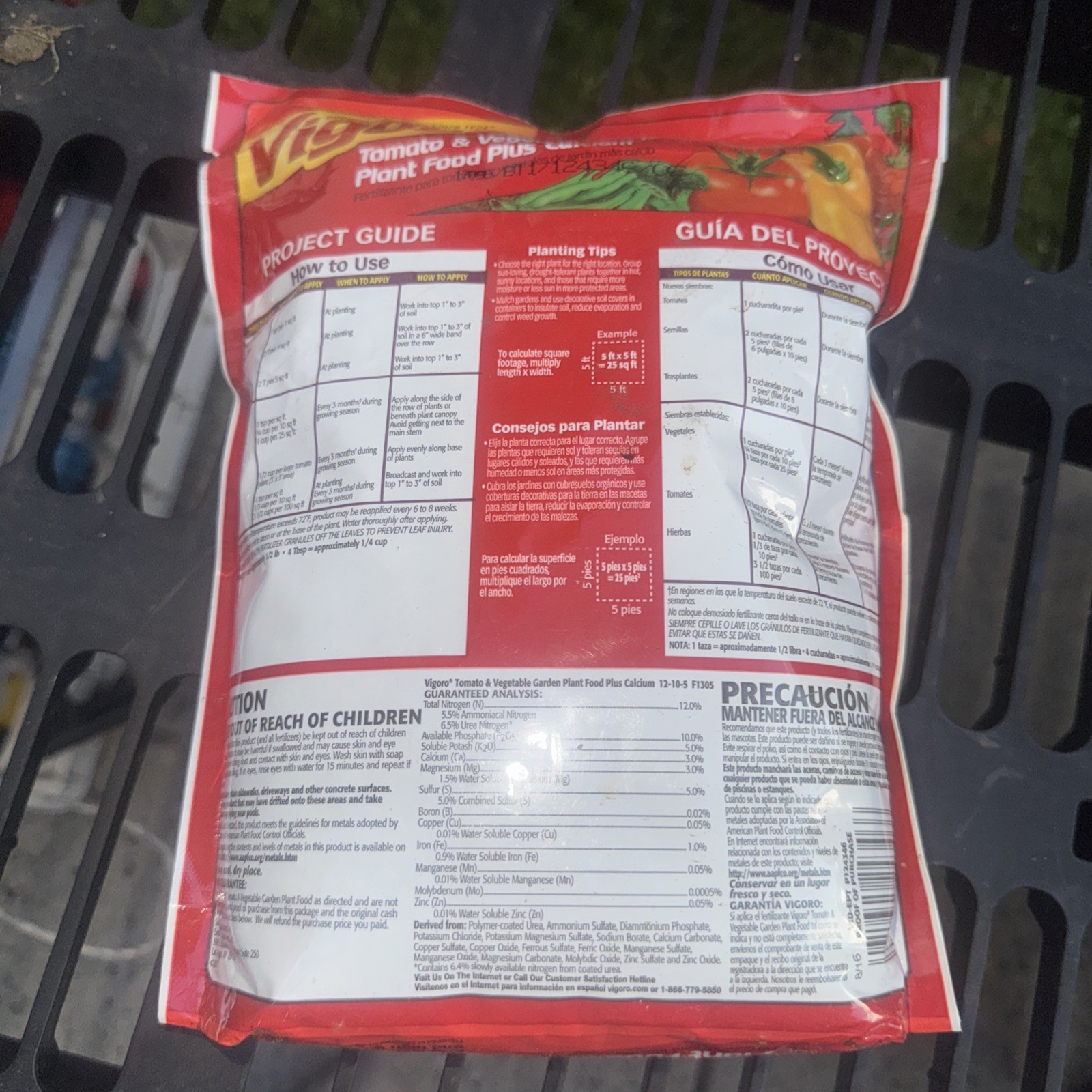 3.5 Lb. All Season Tomato and Vegetable Garden Plant Food plus Calcium (12-10-5)