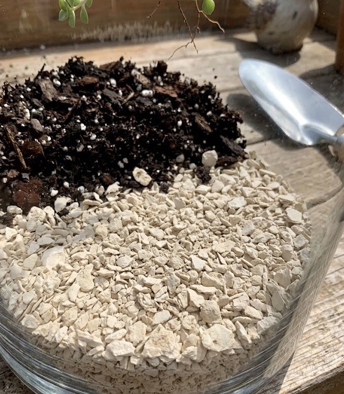 Crushed Limestone Rock Chips, Calcium, 5 Lbs Succulents, Bonsai, Terrariums