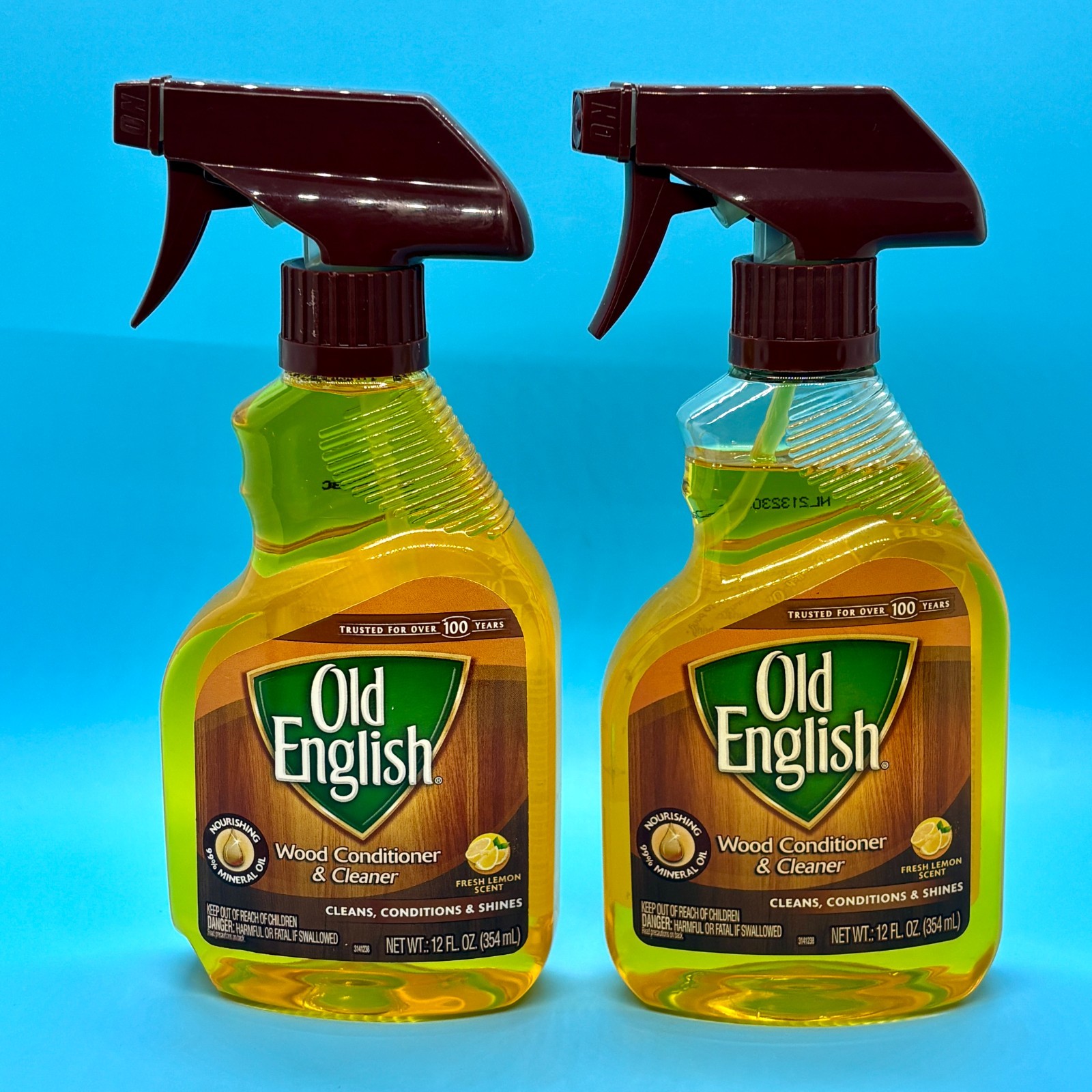 2x Old English Lemon Oil Wood Conditioner Cleaner Furniture Polish Spray 12oz