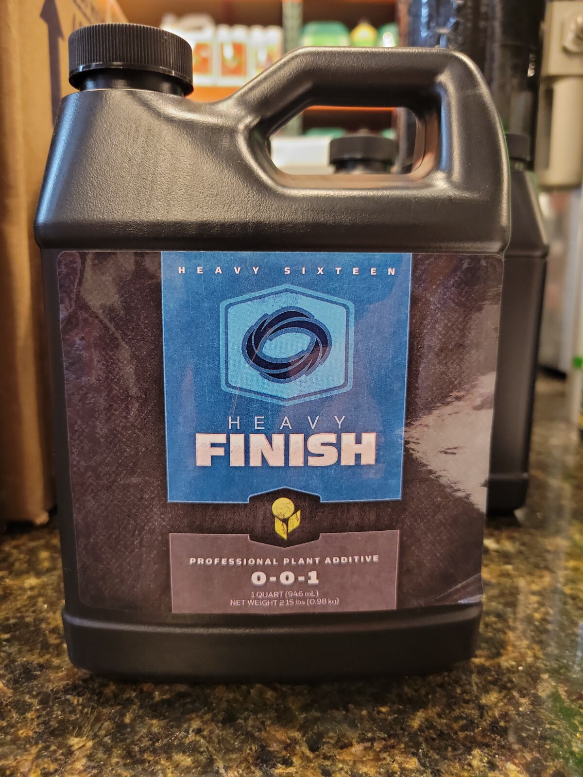 Heavy 16 Sixteen – 1 Quart Heavy Finish 0-0-1 Professional Plant Additive Finish