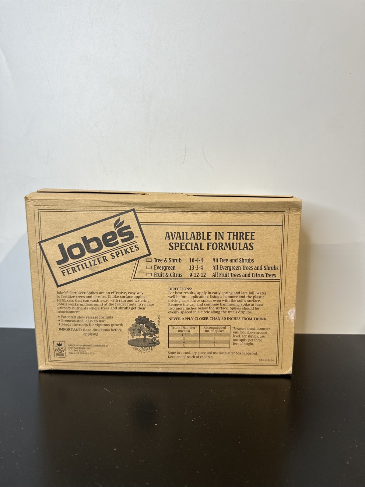 Jobe’s 01611 12 Count Evergreen Fertilizer Food Spikes – Pack of 12 Open Box