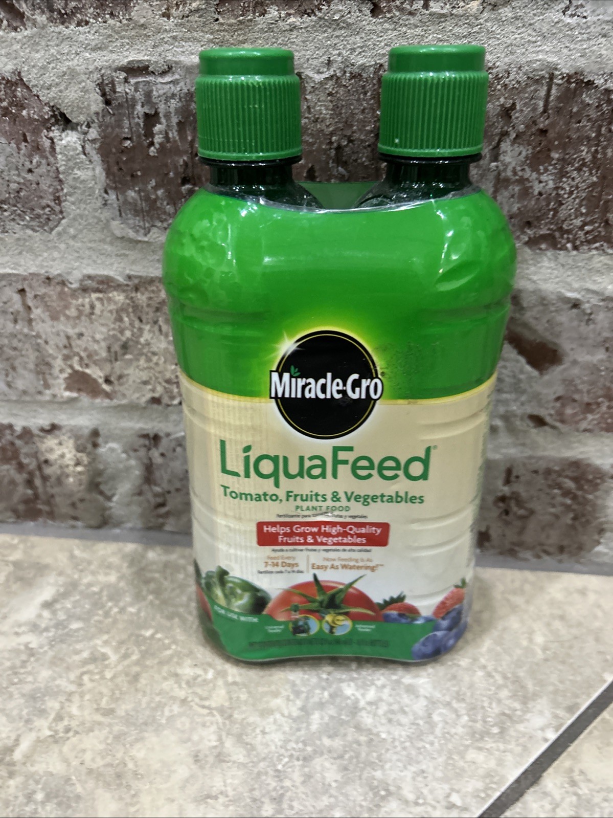 LiquaFeed 16 oz. Liquid Tomato, Fruits and Vegetables Plant Food Refills 2-Pack