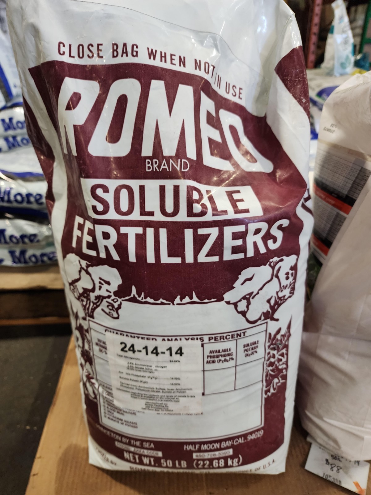 Romeo Soluble Fertilizer 24-14-14 Vegetative Formula 50 Lb