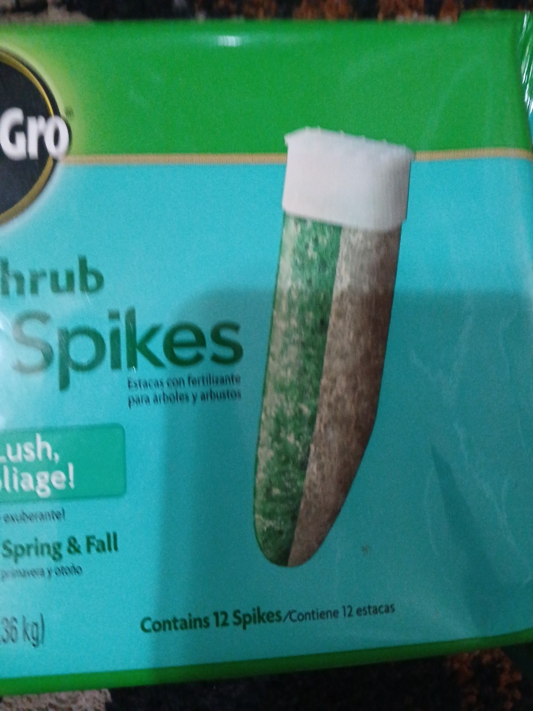 Miracle-Gro Tre & Shrub Fertilizer Spikes 12 Pcs