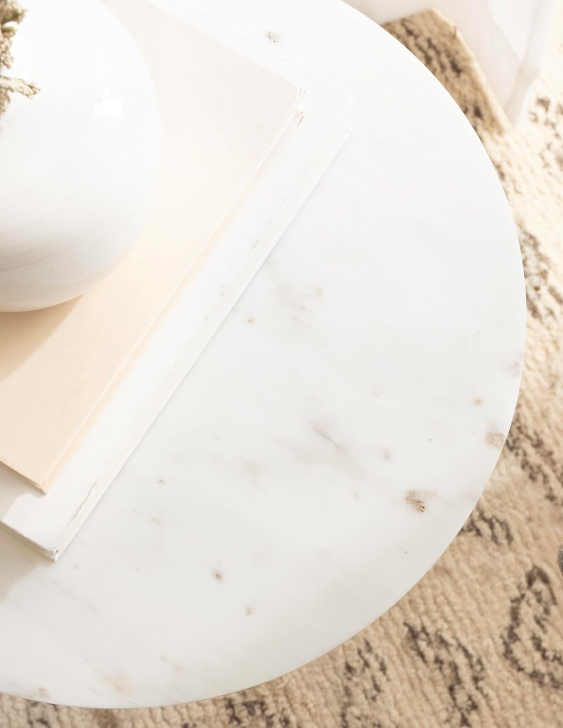 Elegant Round Marble Side Table – 14″ White & Natural Pedestal End Table