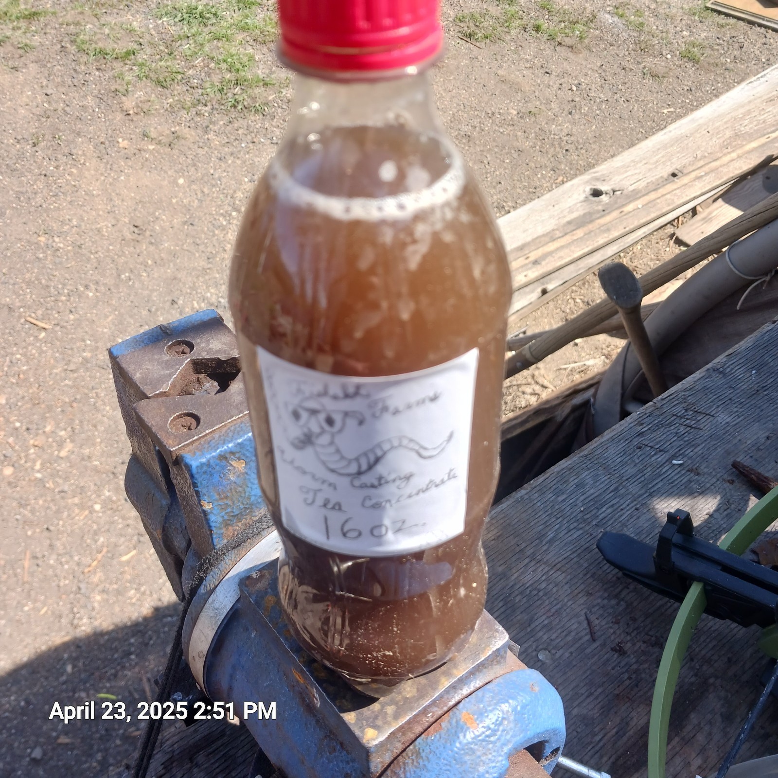 32 Oz. Worm Casting Tea Concentrate Two 16 Oz. Bottles Made On Order