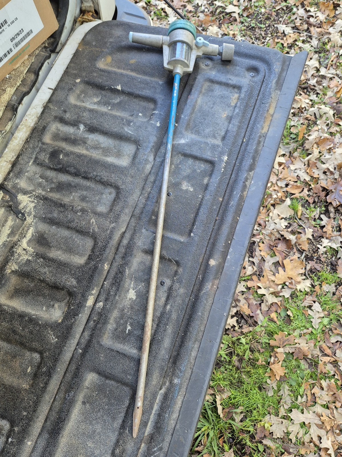 Vintage Ross Model 160 Root Feeder Fertilizer Tool Metal Heavy Duty 28″ Spike