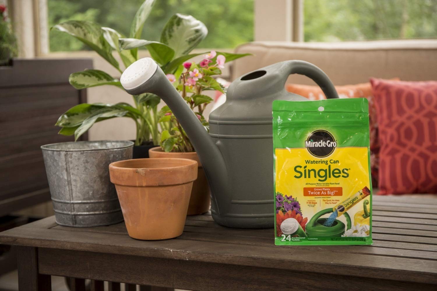 Miracle-Gro Watering Can Singles 24 Pre-Measured Packets Plant Food 6 Pack