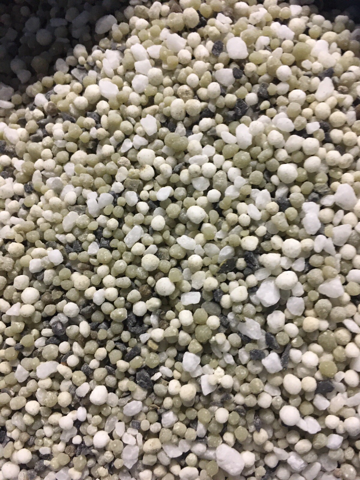 20 lbs 17-17-17 ALL PURPOSE FERTILIZER for Vegetable Gardens Trees Plants & More
