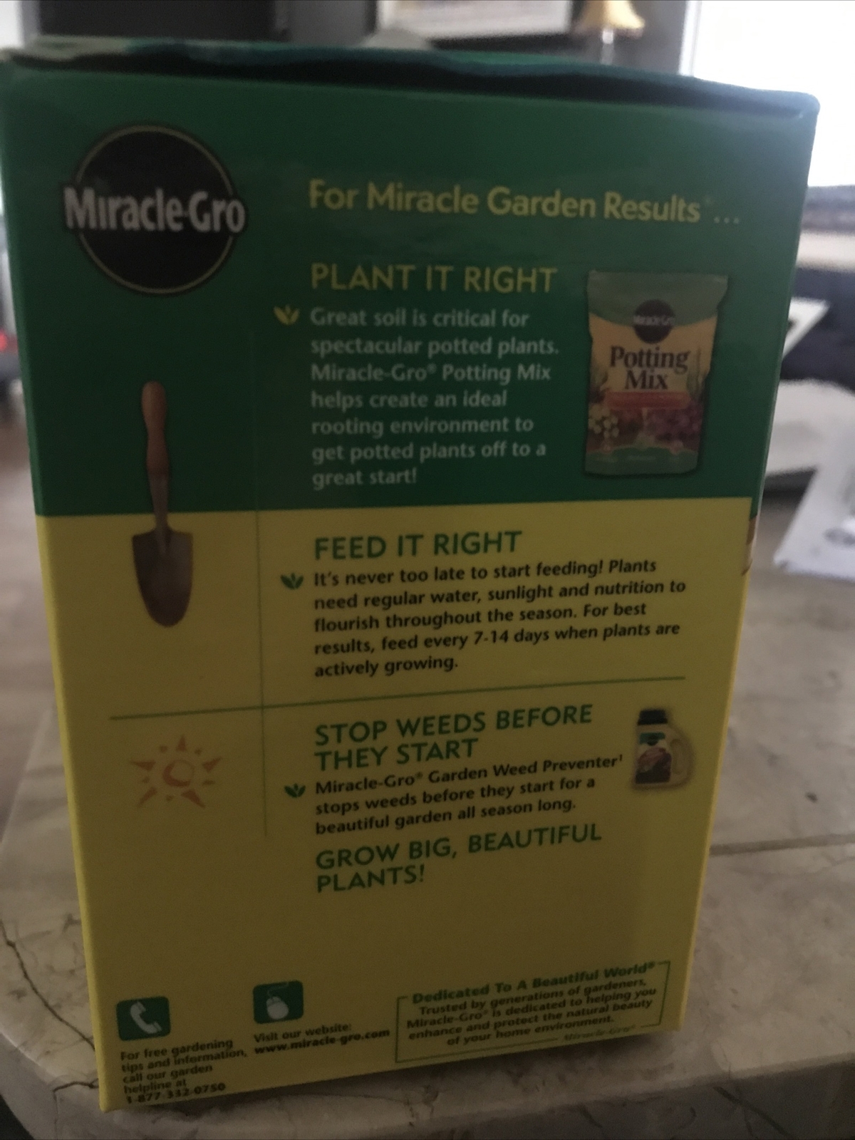 Miracle-Gro 160101 Water-Soluble All Purpose Plant Food 1 lbs.