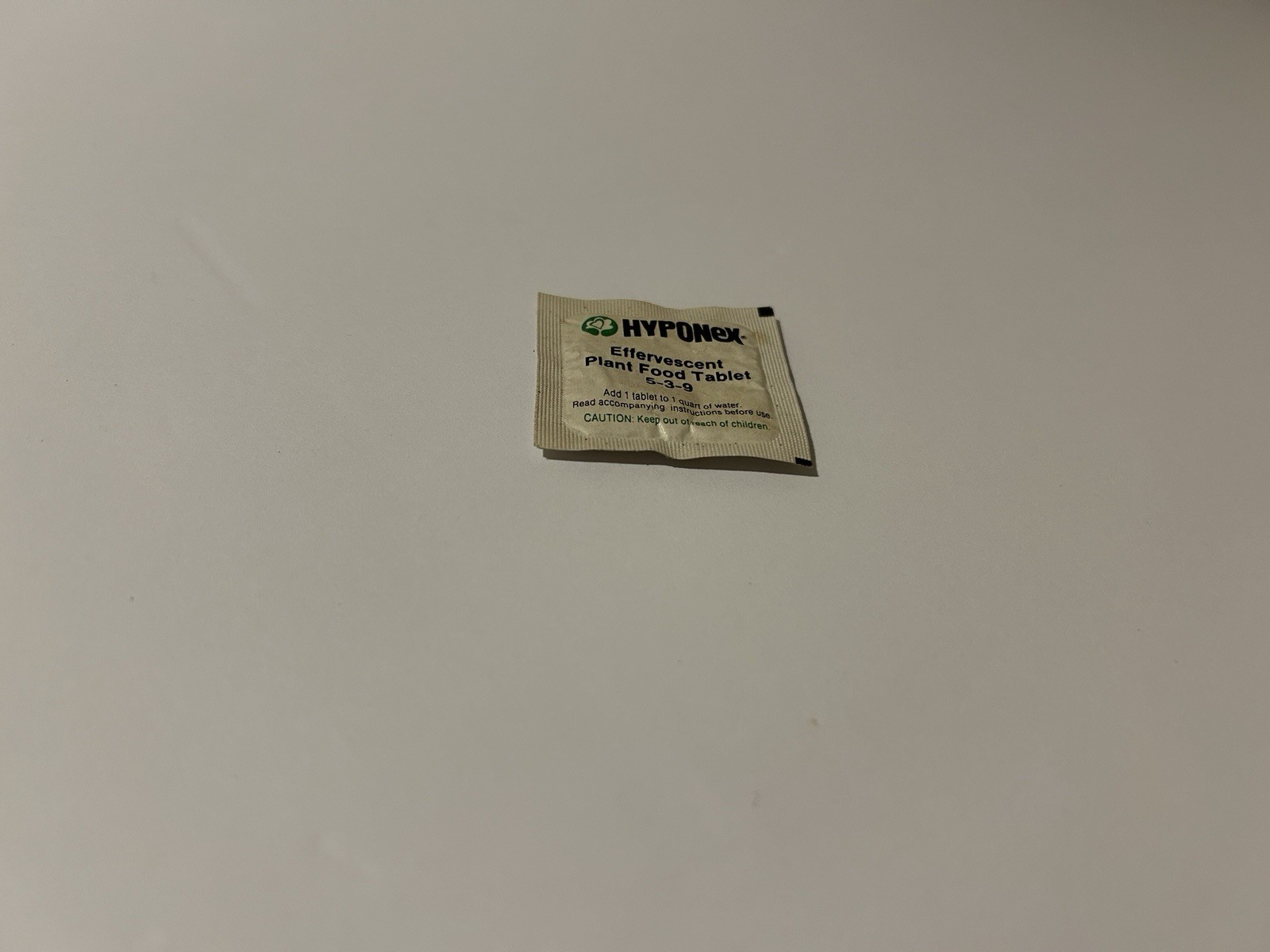 Hyponex Effervescent Plant Food Tablet 5‑3‑2009 Vintage Garden Supply Unopened