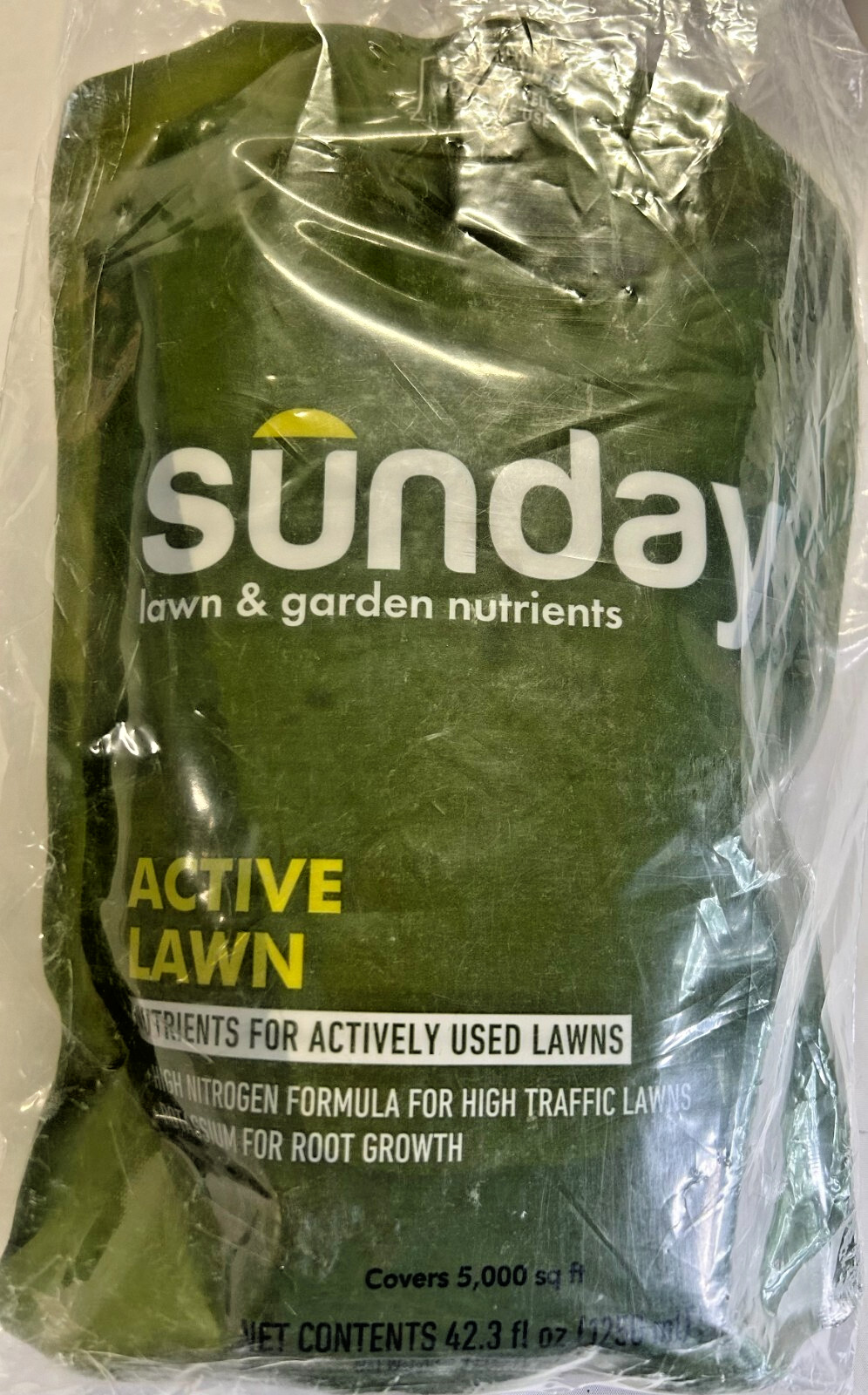 People And Pet Friendly Liquid Lawn Fertilizer Sunday Lawn And Garden 6 Pouches