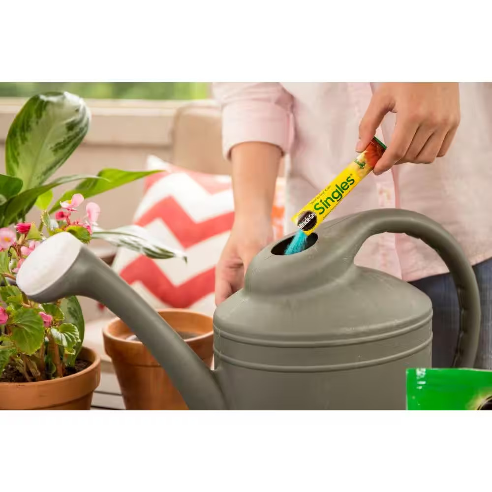 Watering Can Singles All Purpose Water Soluble Plant Food, 0.64 Lbs.,For Flowers