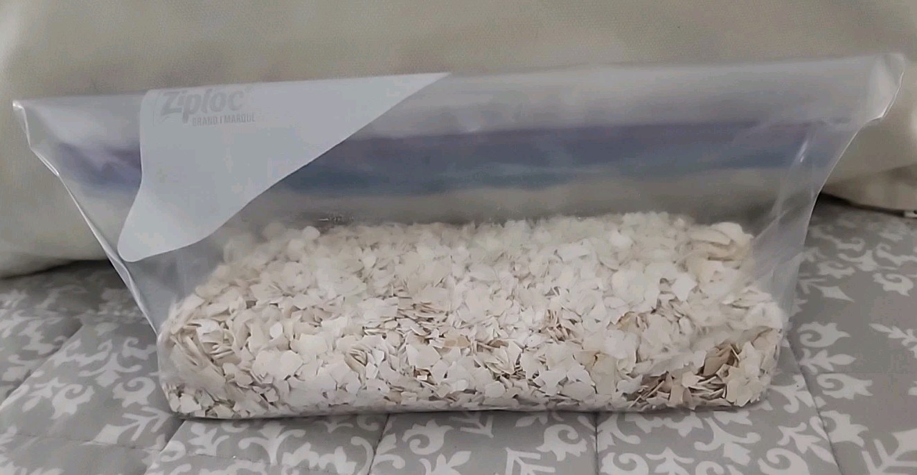 Hand Crushed Chicken Egg Shells – 1 Pound Bag