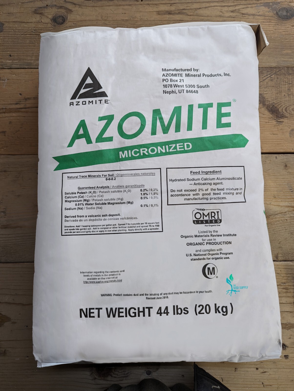 44 Pound AZOMITE Volcanic Ash Rock Dust Powder -67 Trace Minerals – Original Bag