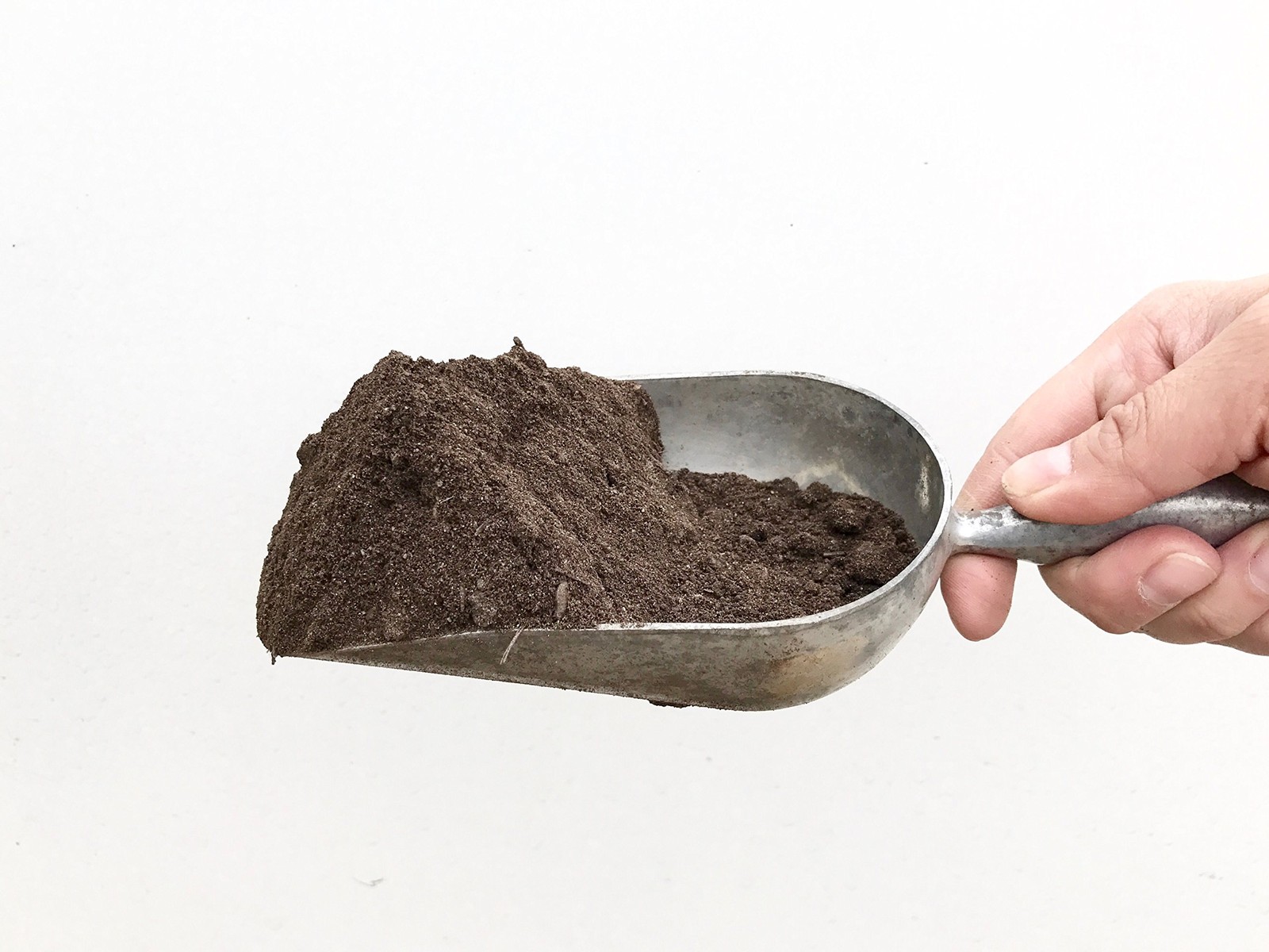 VermisTerra Earthworm Castings – (5 LB) 2.7 qts – 100% Organic Earthworm Cast…