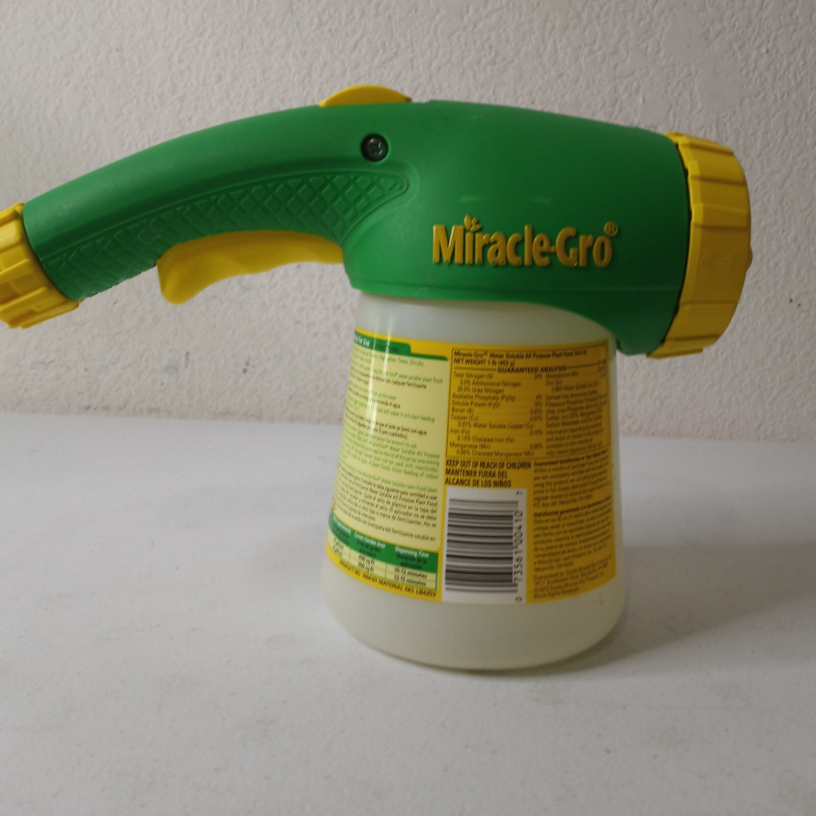 Miracle Gro Garden Feeder Connect to Hose End Sprayer 3 Spray Patterns