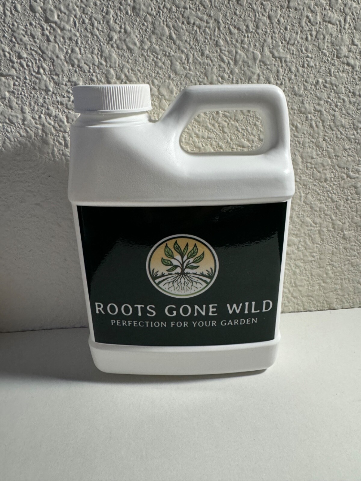 Roots Gone Wild plant growth fertilizer 16 oz