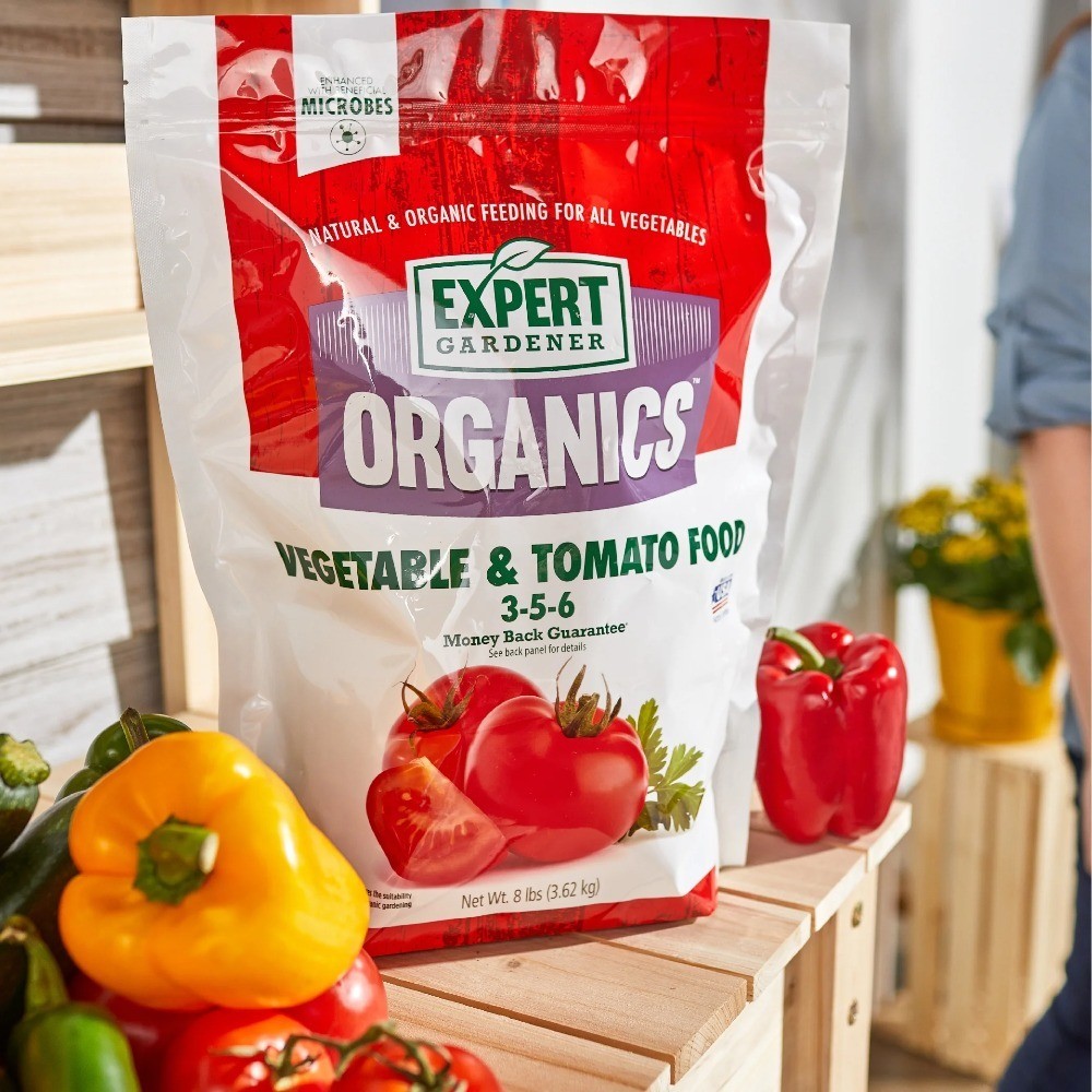 Organic Vegetable and Tomato Plant Fertilizer, 8 lb Bag for Healthy Growth