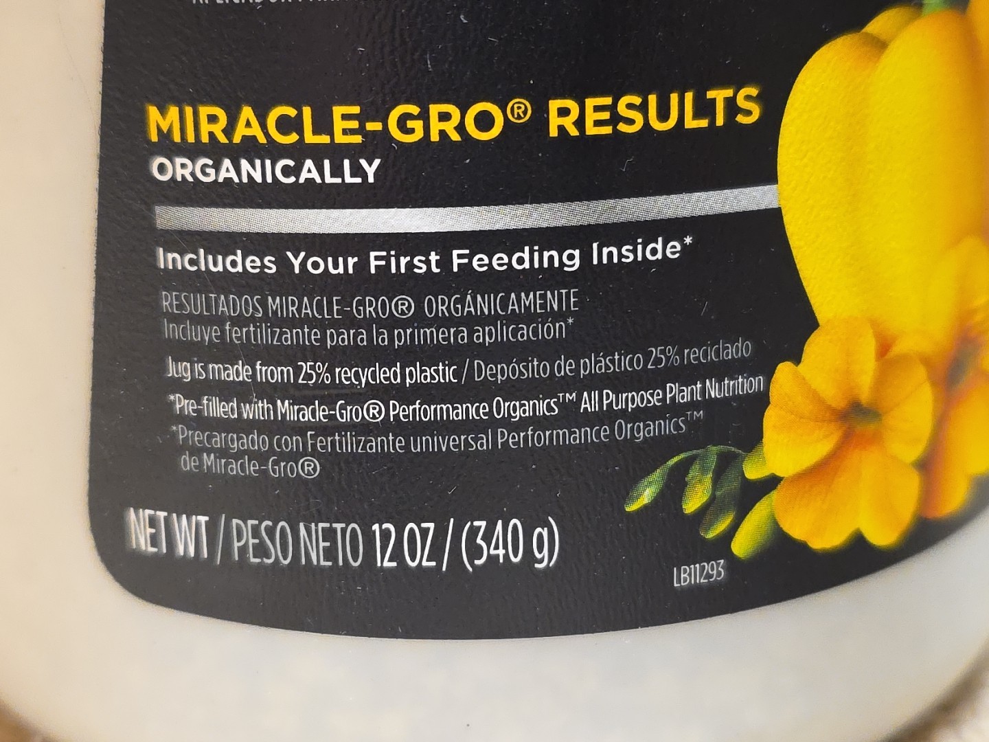 Lot of 4 Miracle-Gro Performance Organics Garden Feeder, 12 oz.